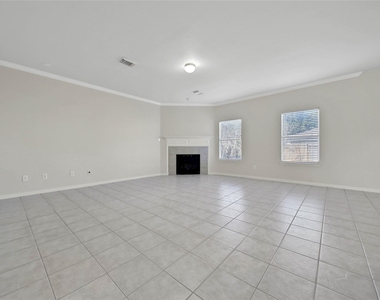 18330 Tangle Tree Ln - Photo Thumbnail 6