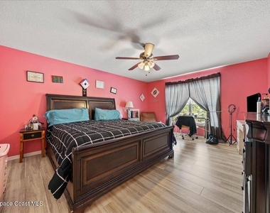 4635 Elena Way - Photo Thumbnail 17