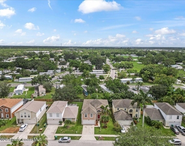 4635 Elena Way - Photo Thumbnail 30