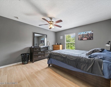 4635 Elena Way - Photo Thumbnail 20