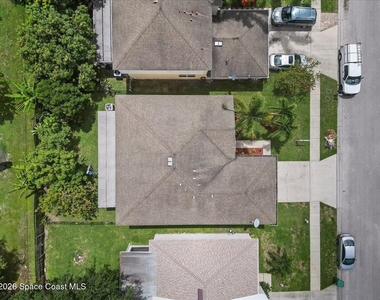 4635 Elena Way - Photo Thumbnail 28