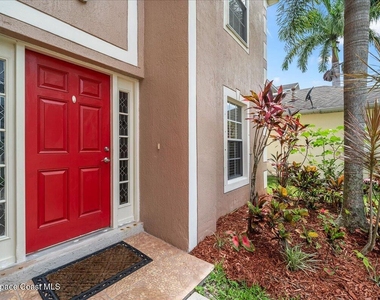 4635 Elena Way - Photo Thumbnail 3