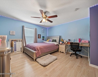 4635 Elena Way - Photo Thumbnail 21