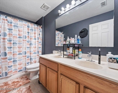 4635 Elena Way - Photo Thumbnail 22