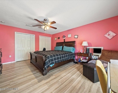 4635 Elena Way - Photo Thumbnail 18