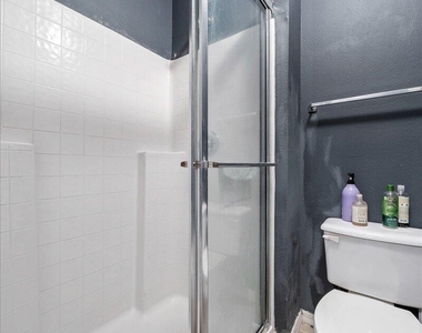 4635 Elena Way - Photo Thumbnail 16