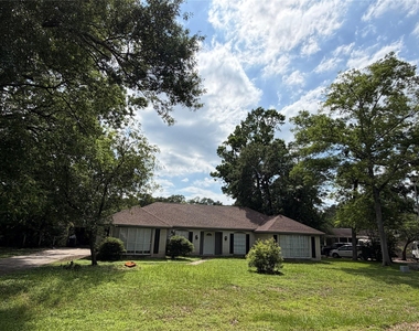 535 Brandon Road - Photo Thumbnail 8