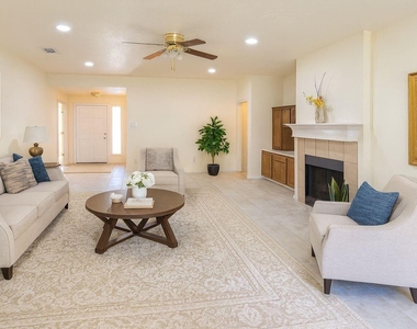 19330 Larissa Drive - Photo Thumbnail 4