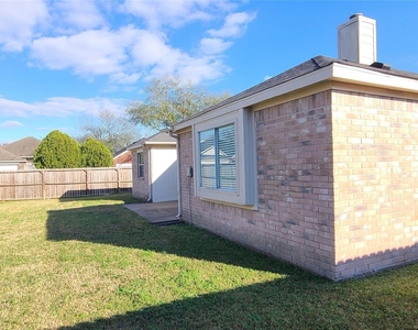 19330 Larissa Drive - Photo Thumbnail 29