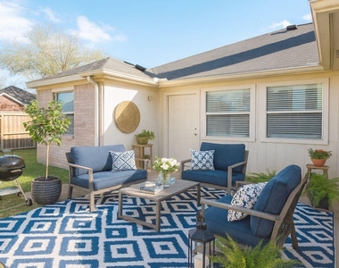 19330 Larissa Drive - Photo Thumbnail 28