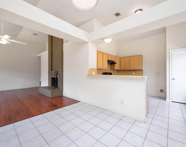 11918 Westwold Drive - Photo Thumbnail 7