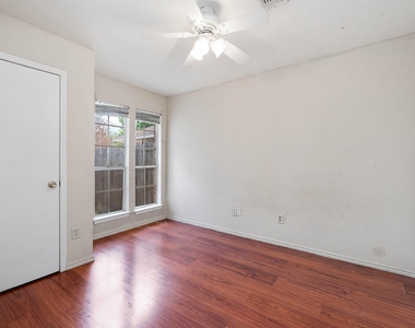 11918 Westwold Drive - Photo Thumbnail 16