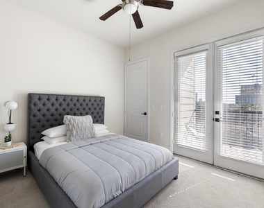 1508 Blodgett Street - Photo Thumbnail 8