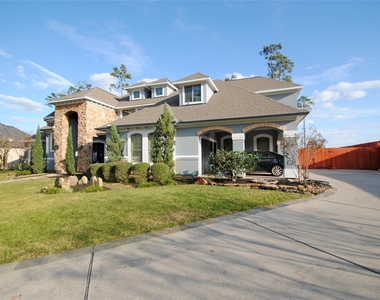 15823 Medina Lake Lane - Photo Thumbnail 3