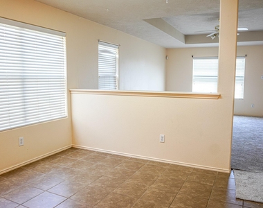 19131 Prairie Bluff Drive - Photo Thumbnail 3