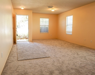 19131 Prairie Bluff Drive - Photo Thumbnail 2