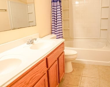 19131 Prairie Bluff Drive - Photo Thumbnail 13