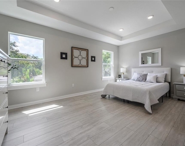 4402 W Gray Street - Photo Thumbnail 41