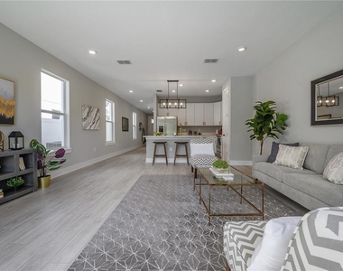 4402 W Gray Street - Photo Thumbnail 16