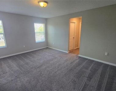 2203 E 23rd Avenue - Photo Thumbnail 21