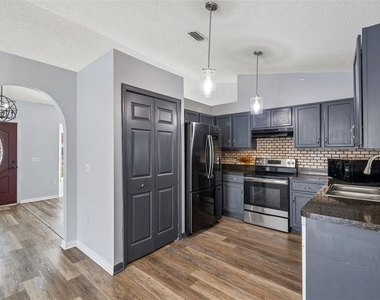 11067 Monarch Street - Photo Thumbnail 6
