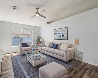 11067 Monarch Street - Photo Thumbnail 10