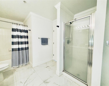 18111 Bridle Bit Lane - Photo Thumbnail 8