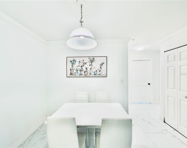 18111 Bridle Bit Lane - Photo Thumbnail 15