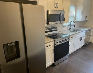 5301 27th Avenue S - Photo Thumbnail 10