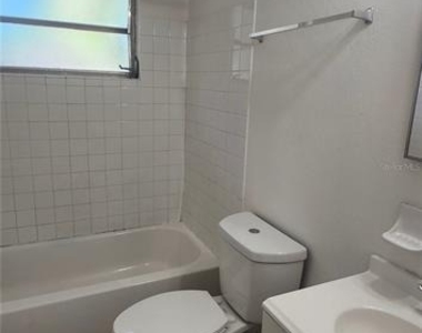 5320 Pine Street - Photo Thumbnail 7