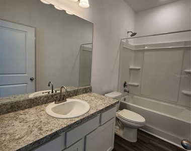 2340 Harris Hawk Avenue - Photo Thumbnail 21