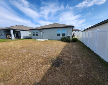 2340 Harris Hawk Avenue - Photo Thumbnail 25