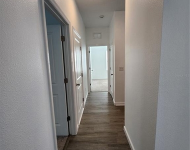 2340 Harris Hawk Avenue - Photo Thumbnail 13