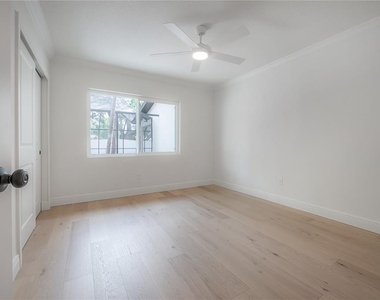 471 W Davis Boulevard - Photo Thumbnail 33