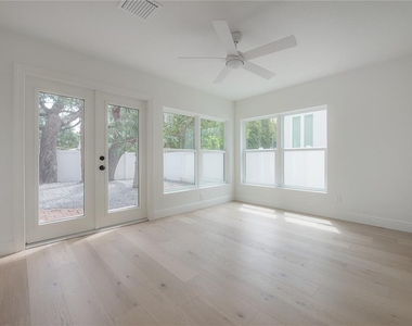 471 W Davis Boulevard - Photo Thumbnail 24
