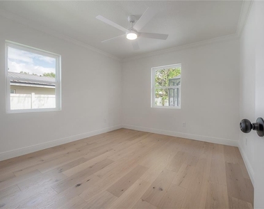 471 W Davis Boulevard - Photo Thumbnail 32