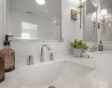 471 W Davis Boulevard - Photo Thumbnail 22
