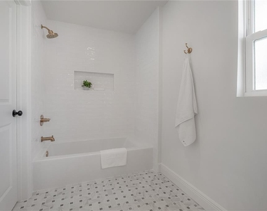 471 W Davis Boulevard - Photo Thumbnail 31