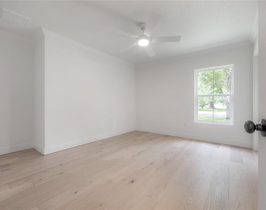 471 W Davis Boulevard - Photo Thumbnail 28