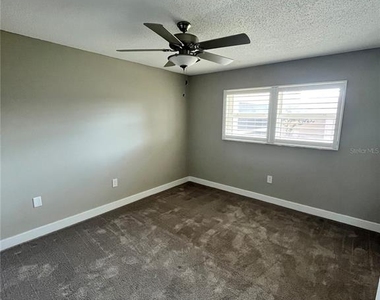 2727 75th Street W - Photo Thumbnail 8