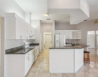918 Academy Drive - Photo Thumbnail 28