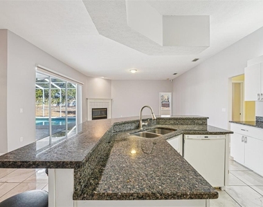 918 Academy Drive - Photo Thumbnail 32