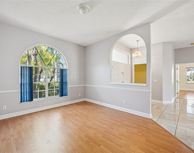 918 Academy Drive - Photo Thumbnail 42