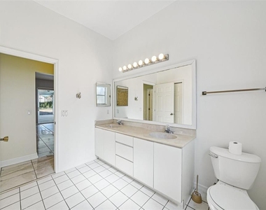 918 Academy Drive - Photo Thumbnail 58