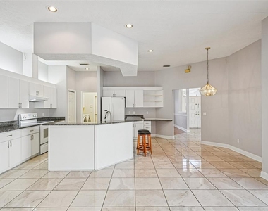 918 Academy Drive - Photo Thumbnail 27