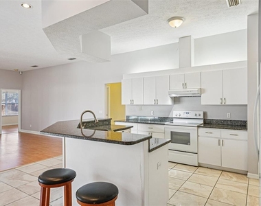 918 Academy Drive - Photo Thumbnail 24