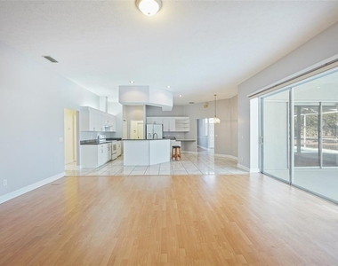 918 Academy Drive - Photo Thumbnail 18