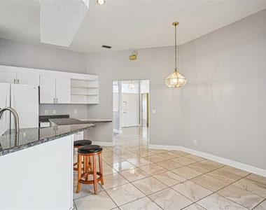 918 Academy Drive - Photo Thumbnail 20