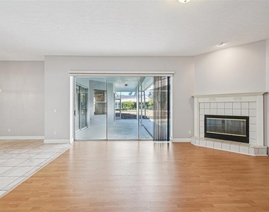 918 Academy Drive - Photo Thumbnail 13