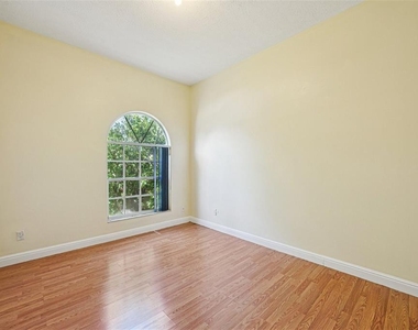 918 Academy Drive - Photo Thumbnail 69